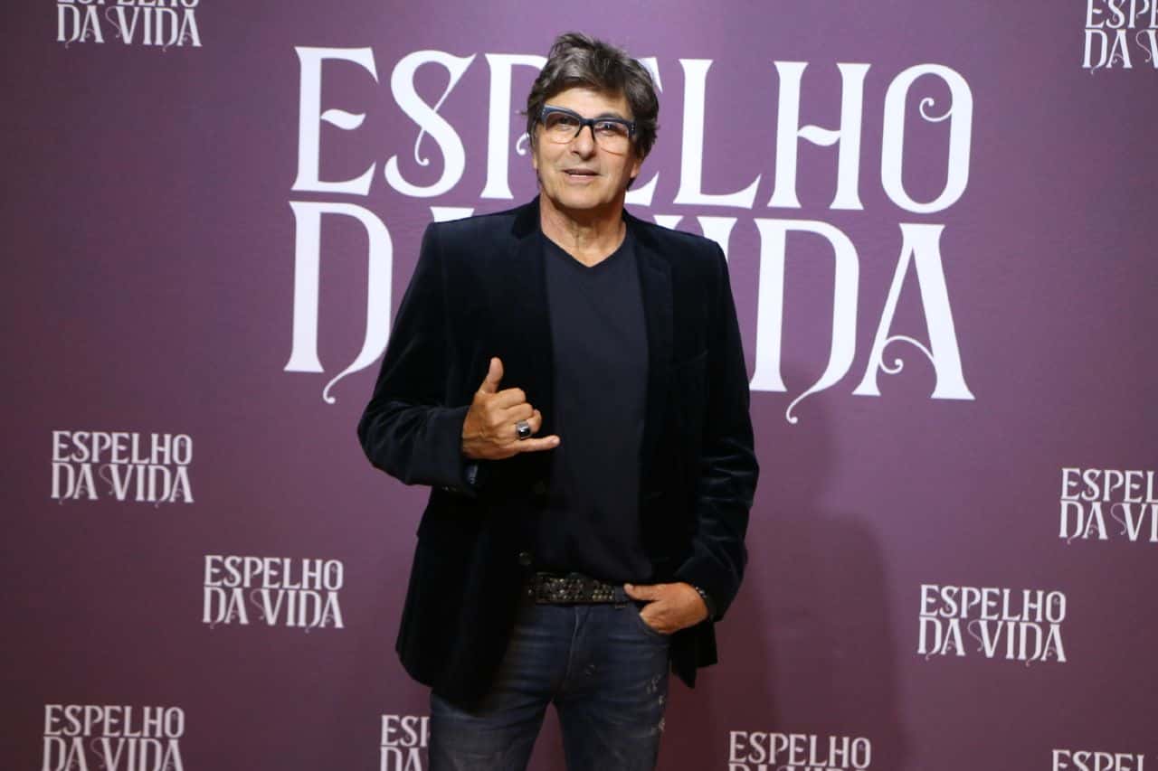 Evandro Mesquita em coletiva de imprensa da TV Globo (Foto: Divulgação / AgNews)