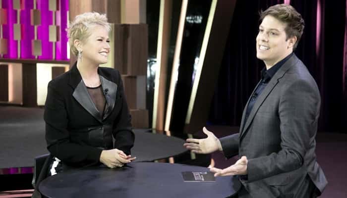 Xuxa Meneghel durante entrevista no Programa do Porchat (Foto: Marcus Godoy/Record)
