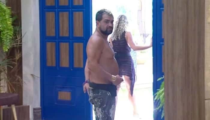 Cátia Paganote e Evandro Santo em A Fazenda 10 (Foto: Reprodução/PlayPlus)