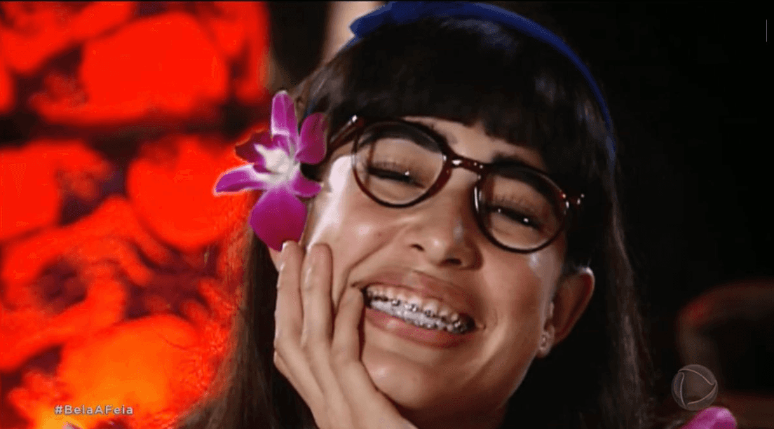 Bela, a Feia vem conquistado bons índices de audiência para a Record. (Foto: Reprodução)