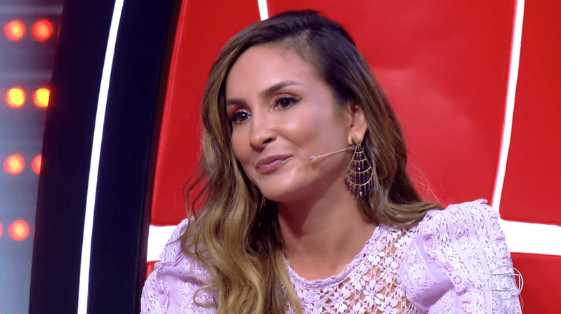http://tvfoco.uai.com.br/wp-content/uploads/2015/05/Daniela-Mercury.jpg