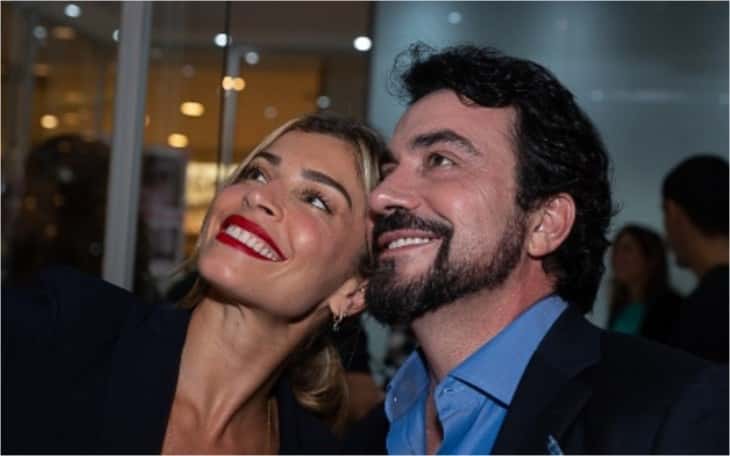 Grazi Massafera fez questão de elogiar o novo visual do Padre Fábio de Melo