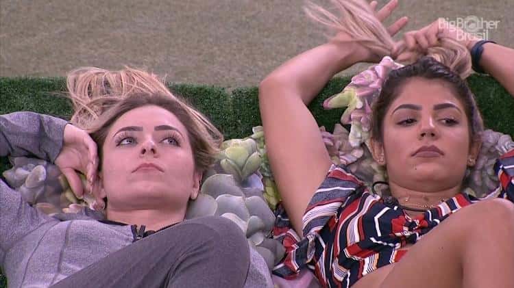 Paula e Hariany (Foto: Reprodução/Globo)