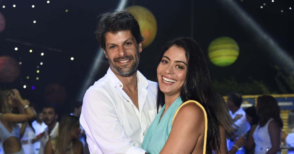 Carol Castro e Felipe Prazeres (Foto: Agnews)