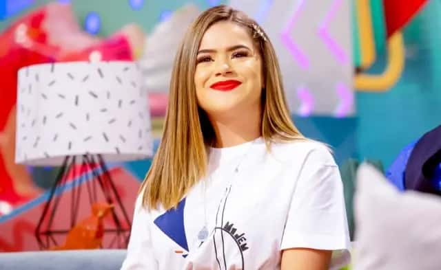 Maisa Silva no comando de seu programa no SBT (Foto: Reprodução)