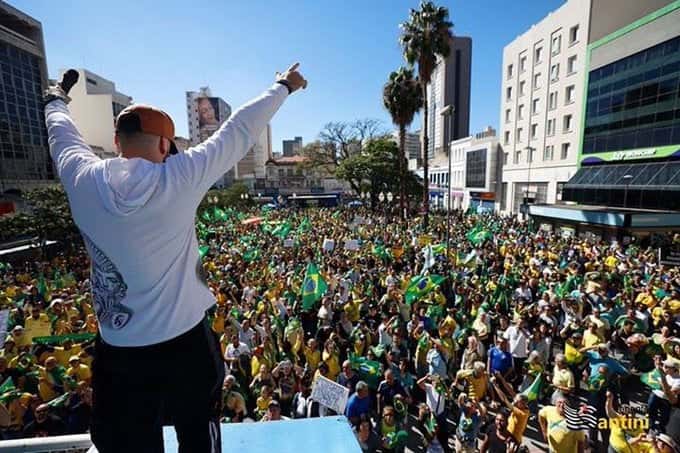 MC Reaça era grande apoiador de Bolsonaro e acabou se suicidando neste sábado (01) (Foto: Reprodução/ Facebook)