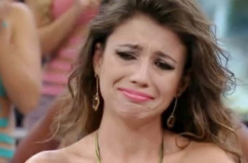 paula-fernandes-chorando