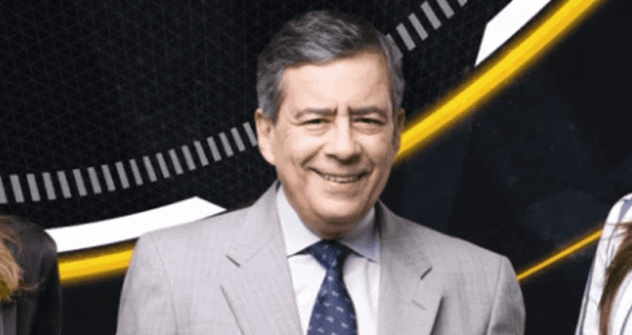 Paulo Henrique Amorim amava fazer o Domingo Espetacular (Foto: Divulgação/Record)