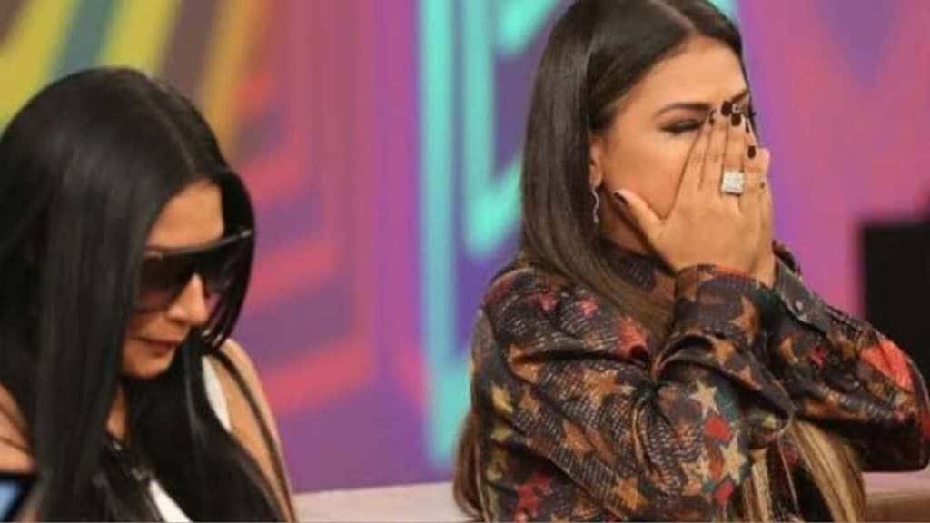 Simone, a irmã de Simaria, ficou bastante emocionada ao revelar que tem enfrentado dificuldades para perder peso (Imagem: reprodução)