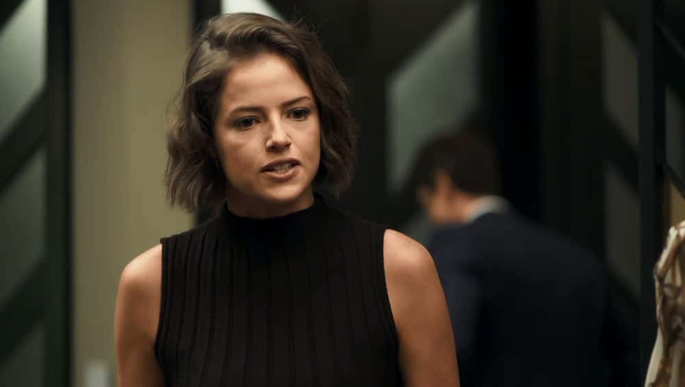 Josiane fica enfurecida na novela A Dona do Pedaço (Foto: Reprodução/Globo)