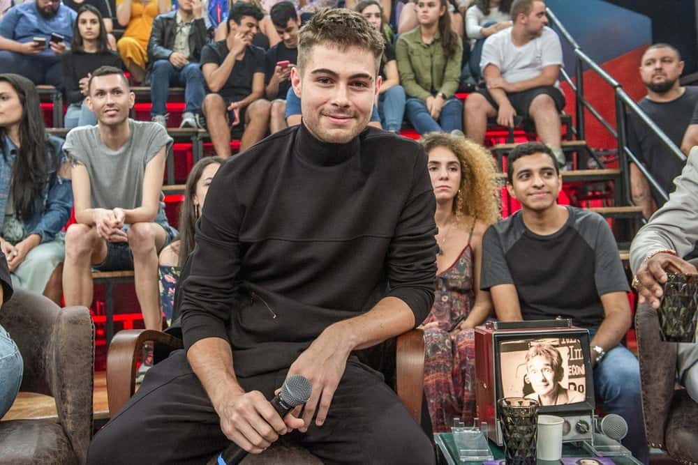 O ator Rafael Vitti falou sobre Tatá Werneck durante participação no Altas Horas (Foto: Fábio Rocha/TV Globo)