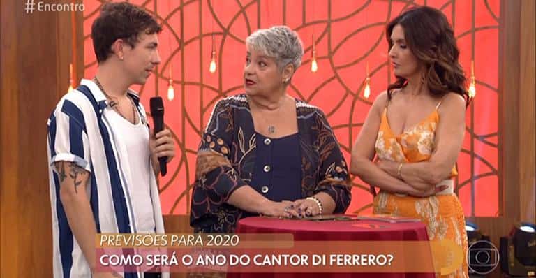 Cantor tirou cartas no programa "Encontro", da Globo (Divulgação/TV Globo)