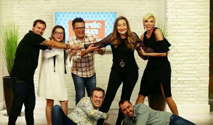 Sonia Abrão, Thiago Rocha, Marcia Piovesan, Felipeh Campos e Vladmir Alves no A Tarde é Sua