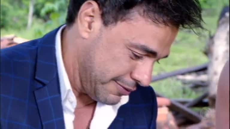 Zezé Di Camargo estaria com novo problema nas cordas vocais, segundo site (Reprodução)