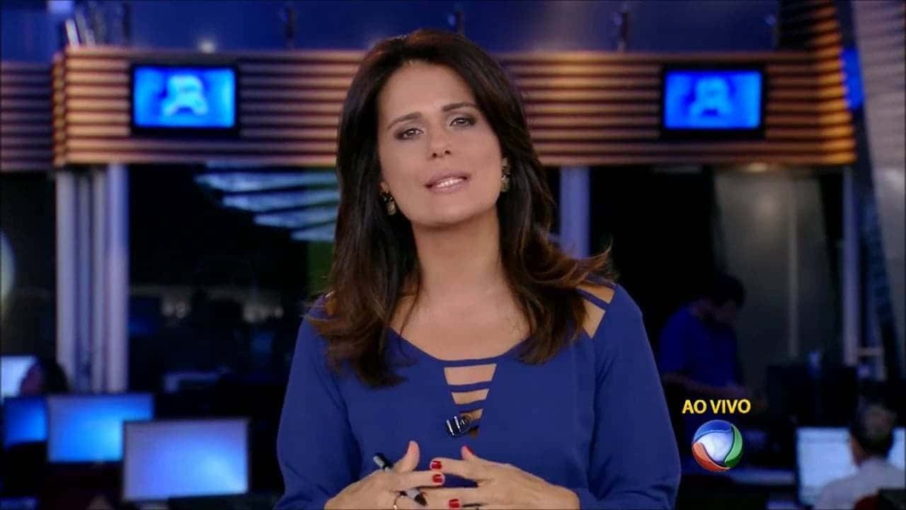 Adriana Araújo na Record (Foto: Reprodução)