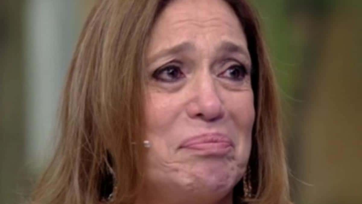 A diva da Globo, Susana Vieira, lamentou que por mais um ano não poderá passar o Dia das Mães ao lado do filho, Rodrigo (Foto: Reprodução)