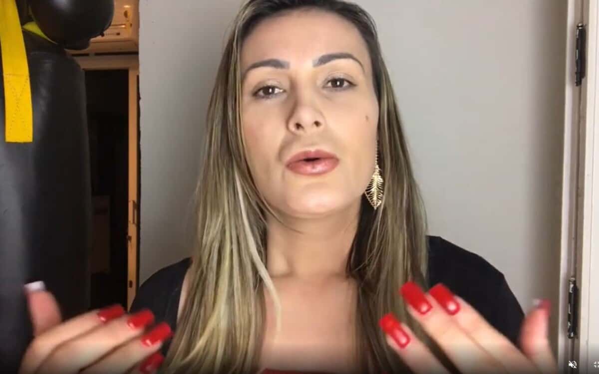 Andressa Urach cobra igreja Unviversal. (Foto:Divulgação)