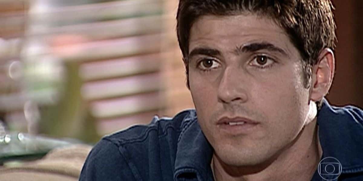 reynaldo-gianecchini-edu-laços-de-família-globo