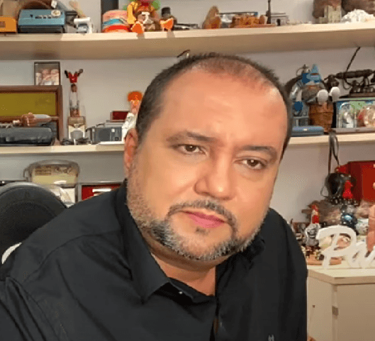 OFICIAL