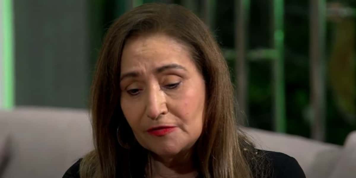 Sonia Abrão apresenta o "A Tarde é Sua" (Foto: Reprodução/YouTube)