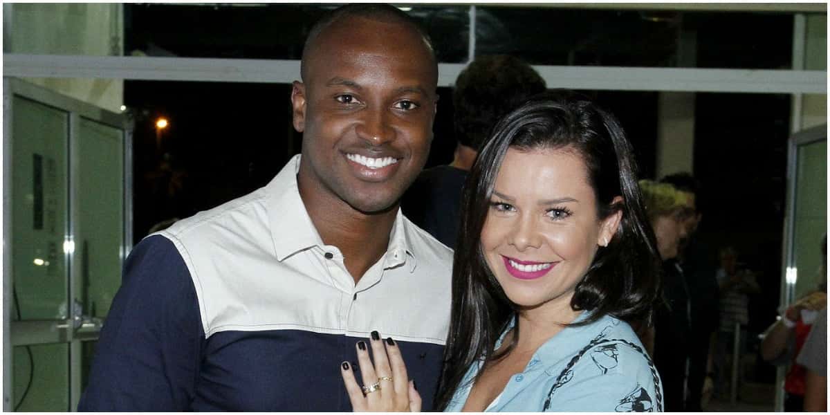 http://tvfoco.uai.com.br/wp-content/uploads/2015/05/Daniela-Mercury.jpg