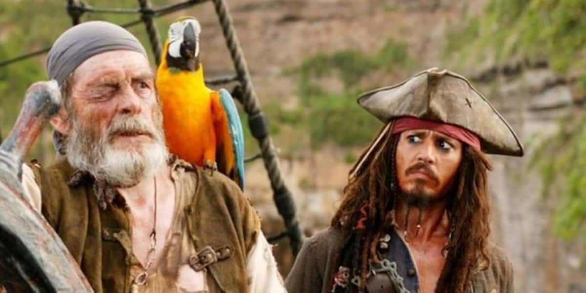 David Bailie morreu aos 83 anos e participou de três filmes da saga Piratas do Caribe (Foto: Reprodução)