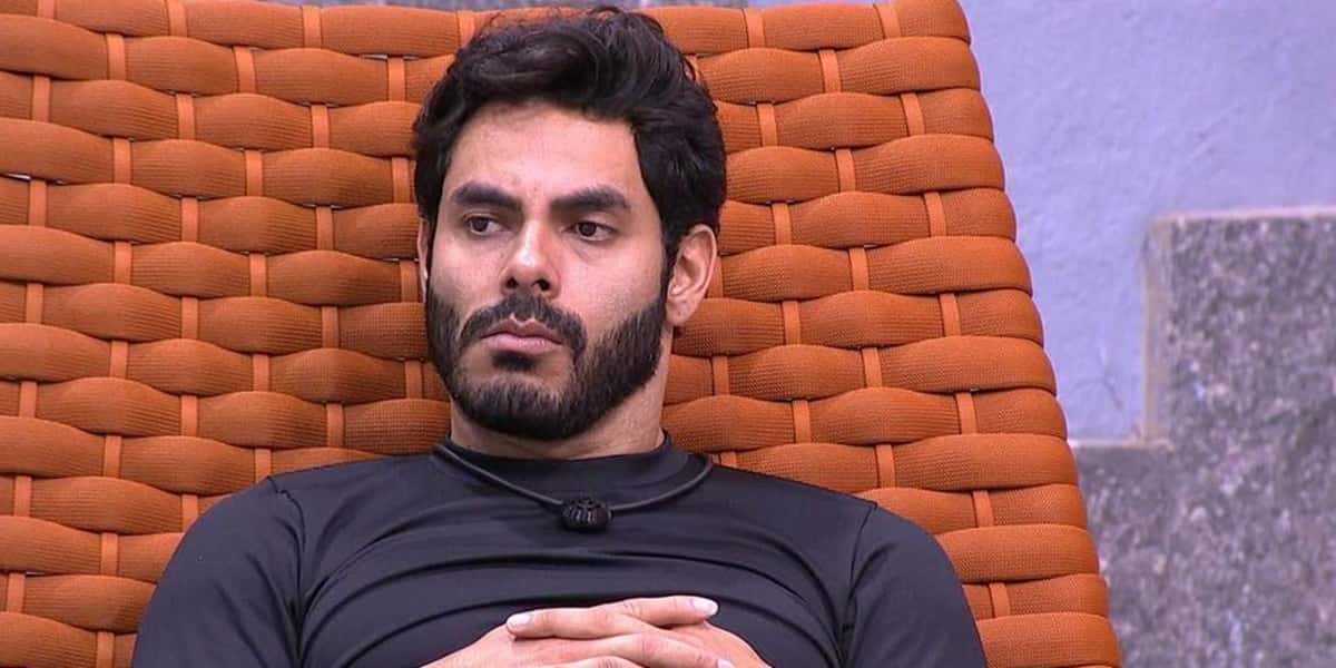 Rodolffo está "P" da vida com Gilberto no BBB21 (Foto: Reprodução / TV Globo)