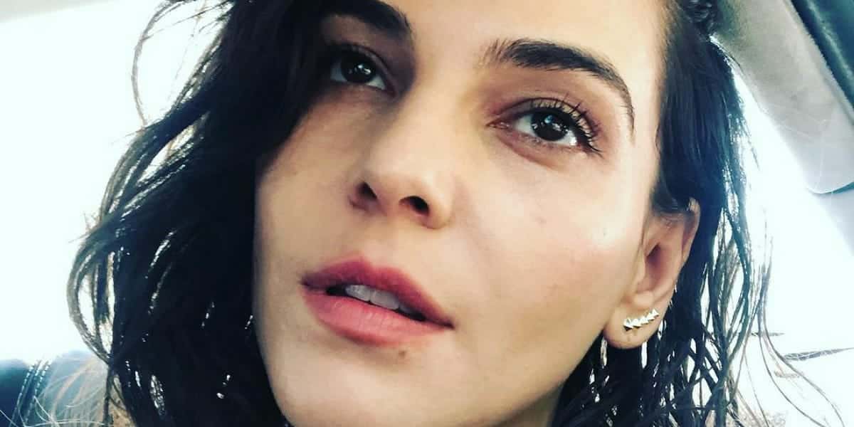 Tainá Müller chora grande perda e anuncia luto (Foto: Reprodução)