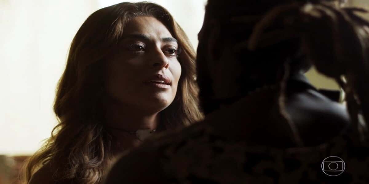Bibi (Juliana Paes) tem encontro com Sabiá (Jonathan Azevedo) em A Força do Querer (Foto: Reprodução/Globo)