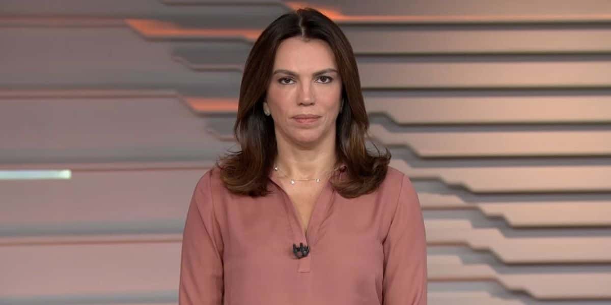 Ana Paula Araújo iniciou o Bom Dia Brasil com várias notícias urgentes (Foto: Reprodução)