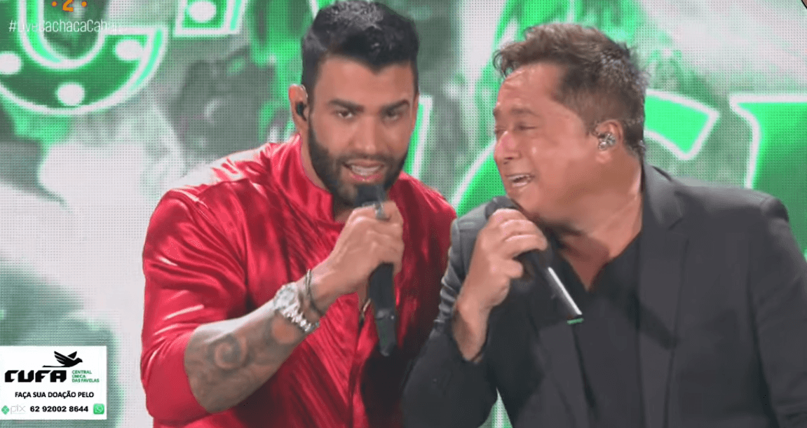 Leonardo e Gusttavo Lima durante a live "Cabaré" (Foto: Reprodução)