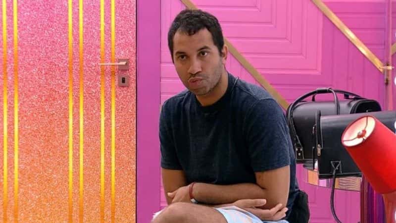 Gilberto força simpatia no BBB21 (Foto: Reprodução)