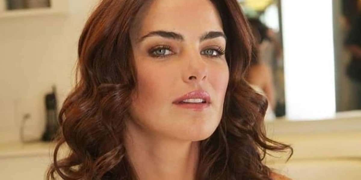 Ana Paula Arósio reaparece anos após ficar desaparecida, muito mais velha e gordinha: "Irreconhecível" (Foto: Reprodução)