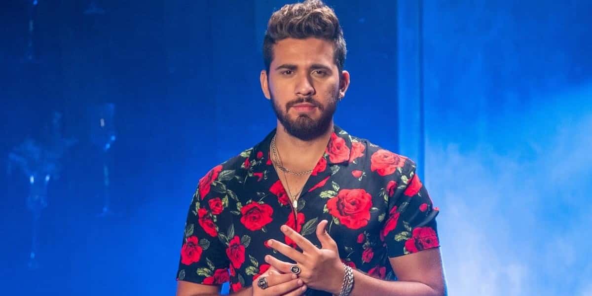 O cantor Gustavo Mioto é um verdadeiro fenômeno, e sua fortuna é de deixar qualquer um impactado - Foto Reprodução Internet