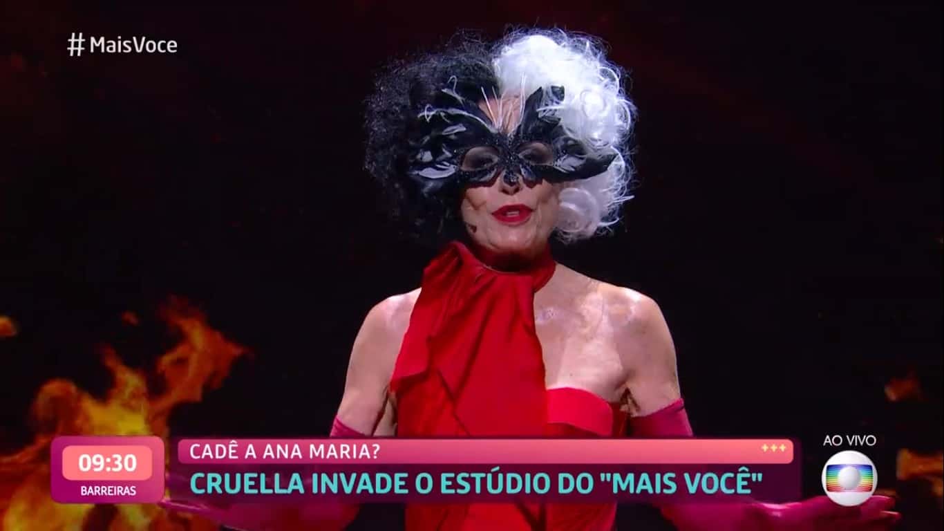Ana Maria surgiu fantasiada do Mais Você (Foto: Reprodução/Globo)
