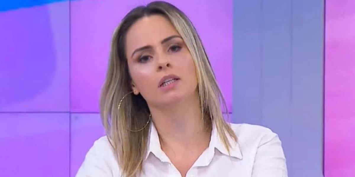 Ana Paula Renault foi demitida do SBT (Reprodução)