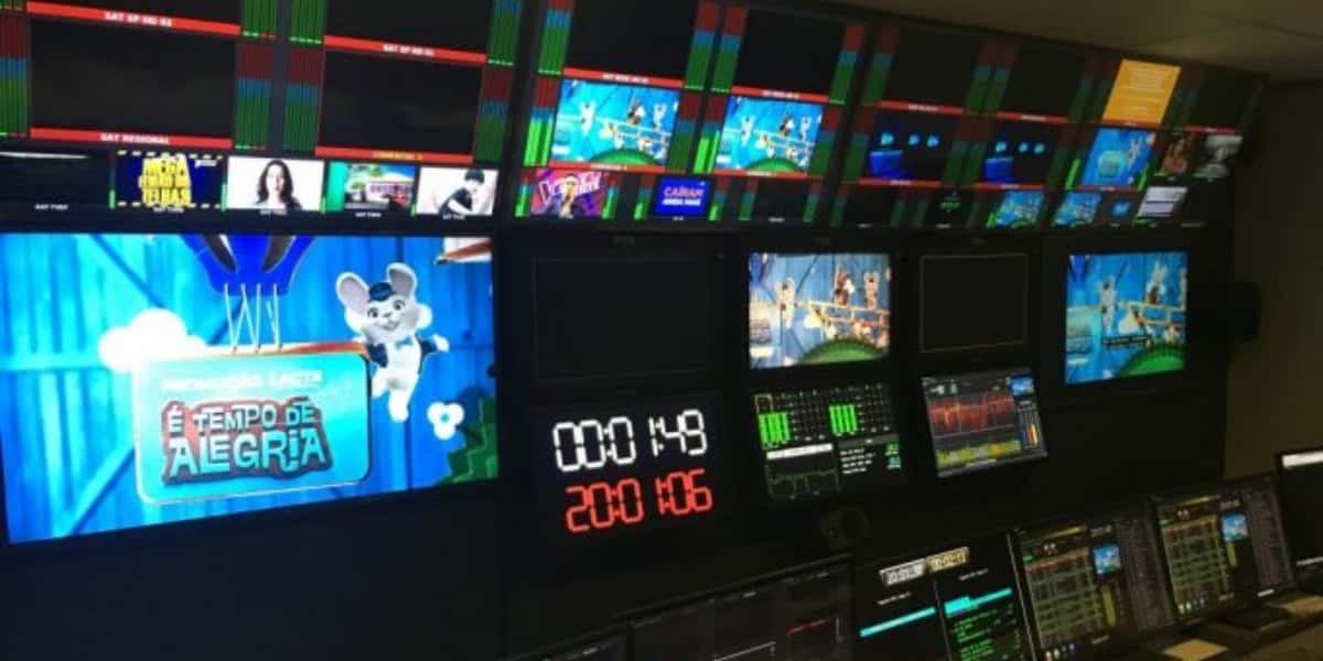 Jovem Pan, maior emissora de rádio do Brasil, estreará com sinal de TV, mas corre risco de ser tirada do ar (Foto: Reprodução)