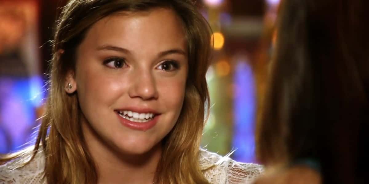 Sofia faz proposta para a irmã em A Vida da Gente (Foto: Reprodução/Globo)