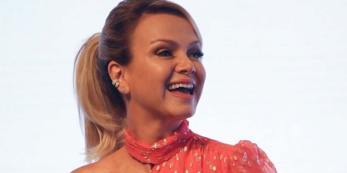 Eliana não quer se limitar apenas ao SBT (Foto: AGNews)