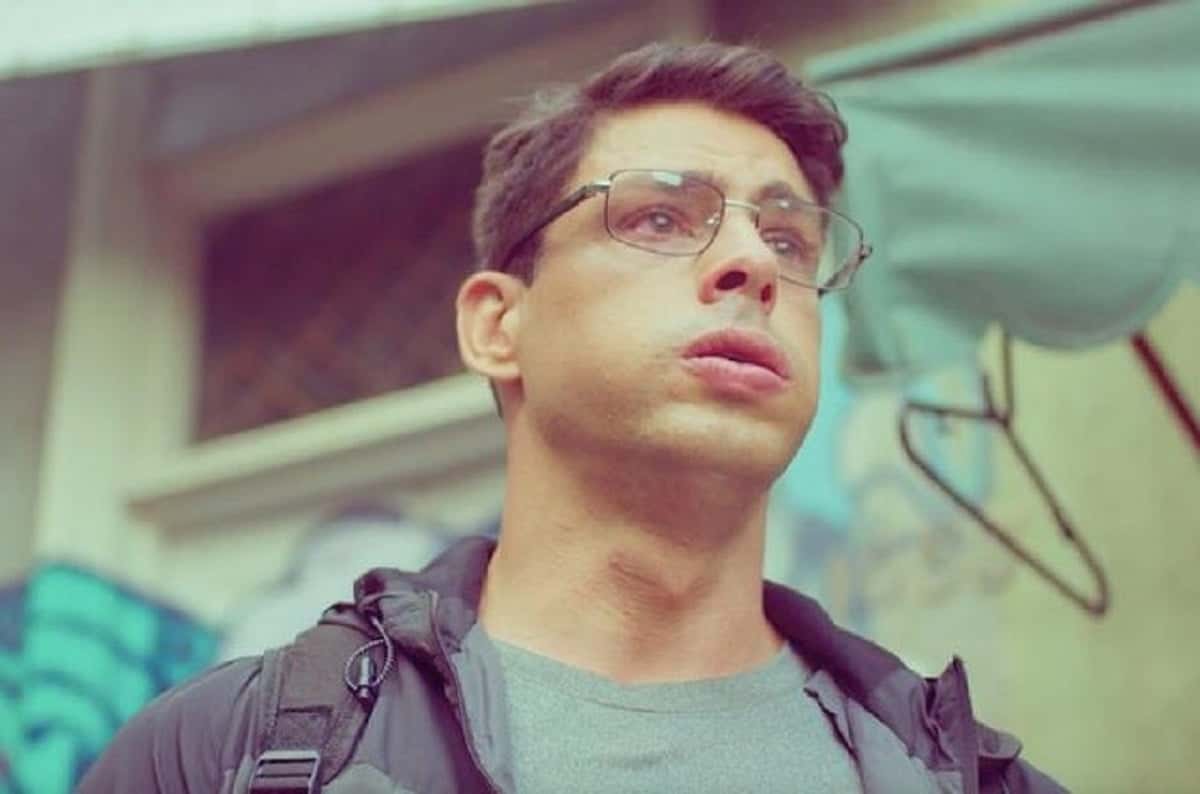 Bárbara descobre traição de Cristian em Um Lugar Ao Sol (Foto: Divulgação/Globo)