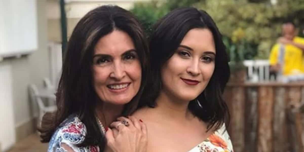 Filha de Fátima Bernardes, Beatriz Bonemer anuncia morte na família (Foto: Reprodução)