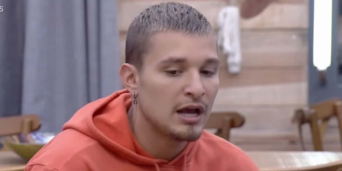 MC Gui se mostrou abalado com eliminação de Dayane (Foto: Reprodução)