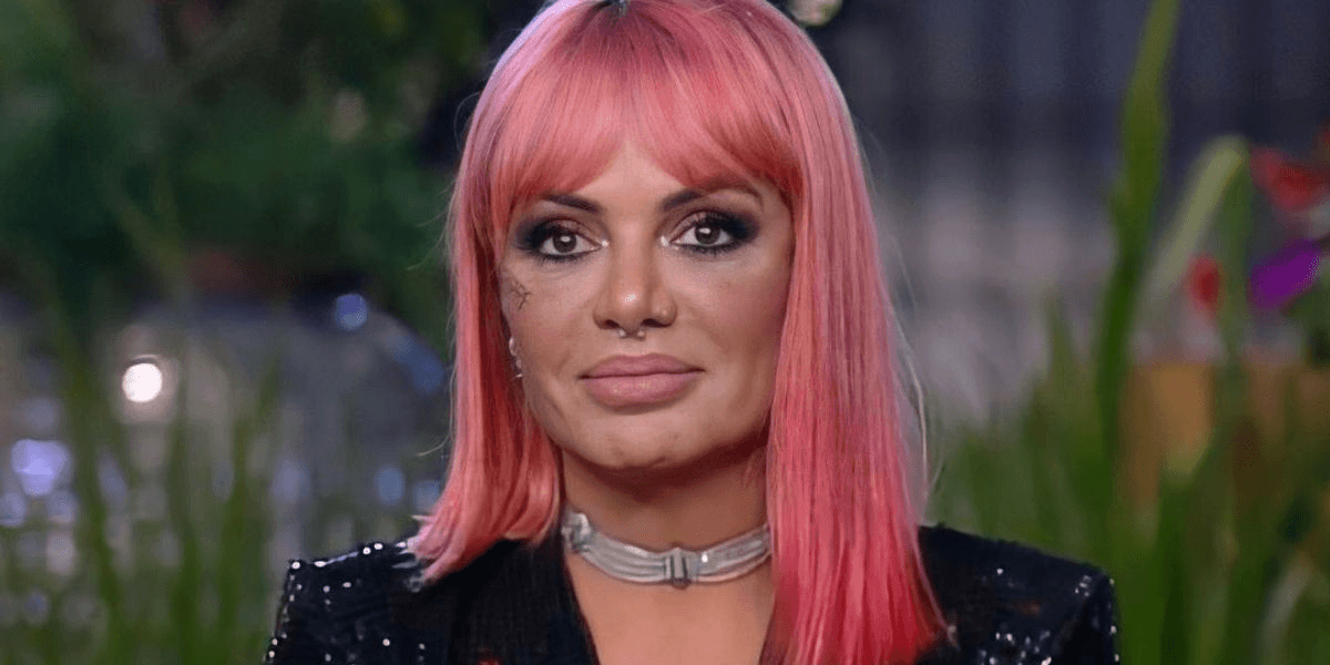 Valentina surpreende e faz convite inesperado para Dayane Mello (Foto: Reprodução/ Record TV)