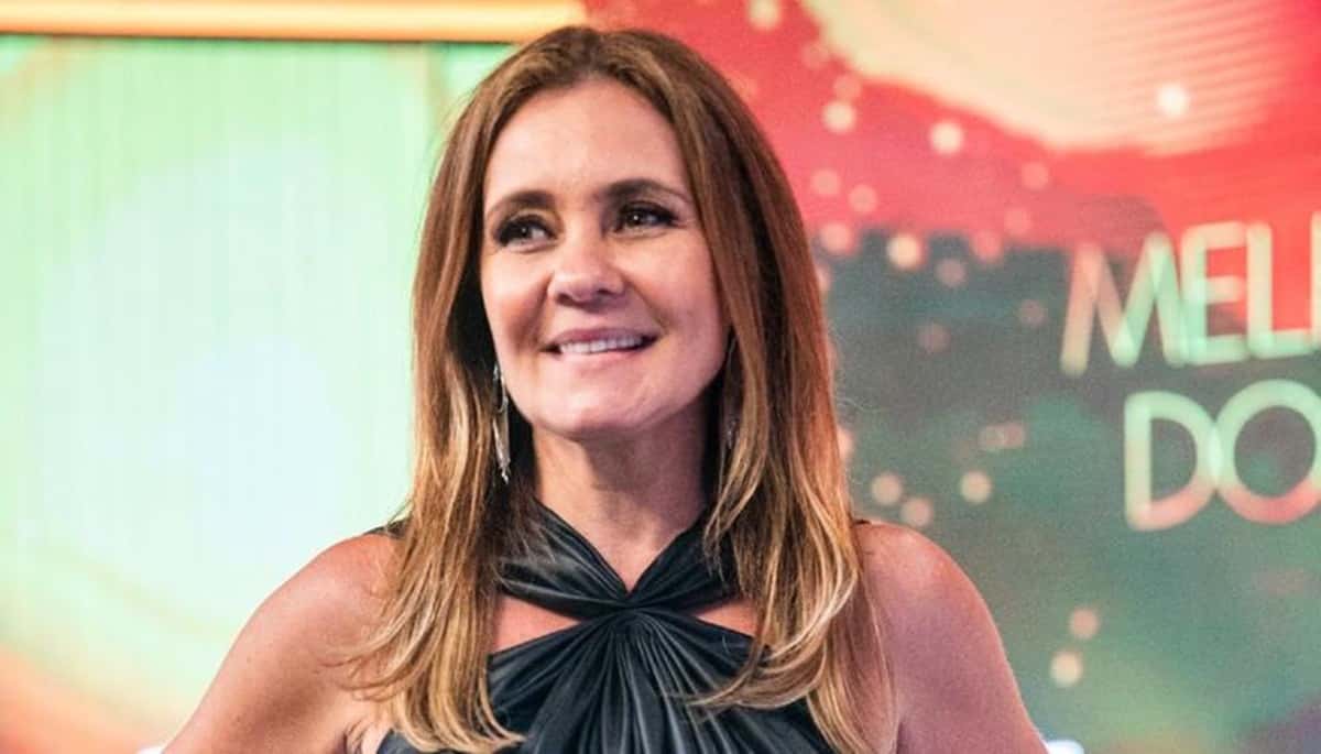 Adriana Esteves apresentou categoria no Melhores do Ano e chamou atenção (Foto: Reprodução/ Internet)