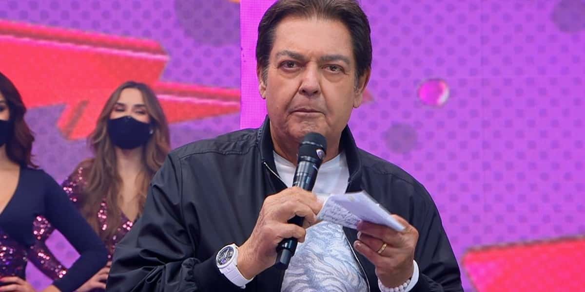 Faustão perde metade do público na Band (Foto: Reprodução)