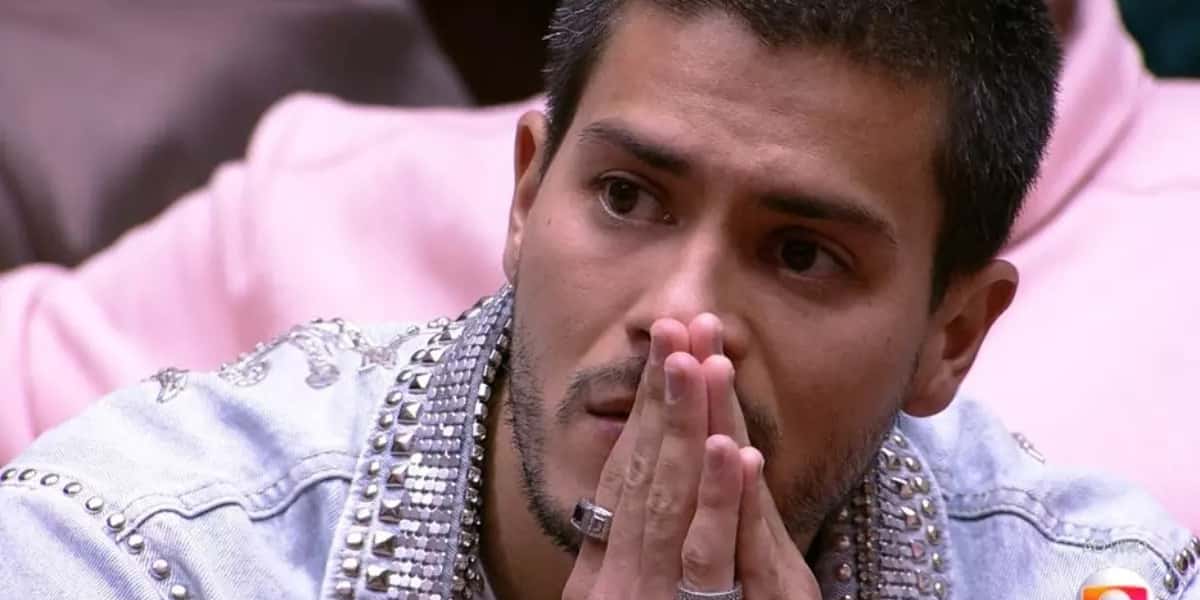 BBB22: Arthur Aguiar é perdoado pelo público pelas traições à Maíra Cardi (Foto: Reprodução)