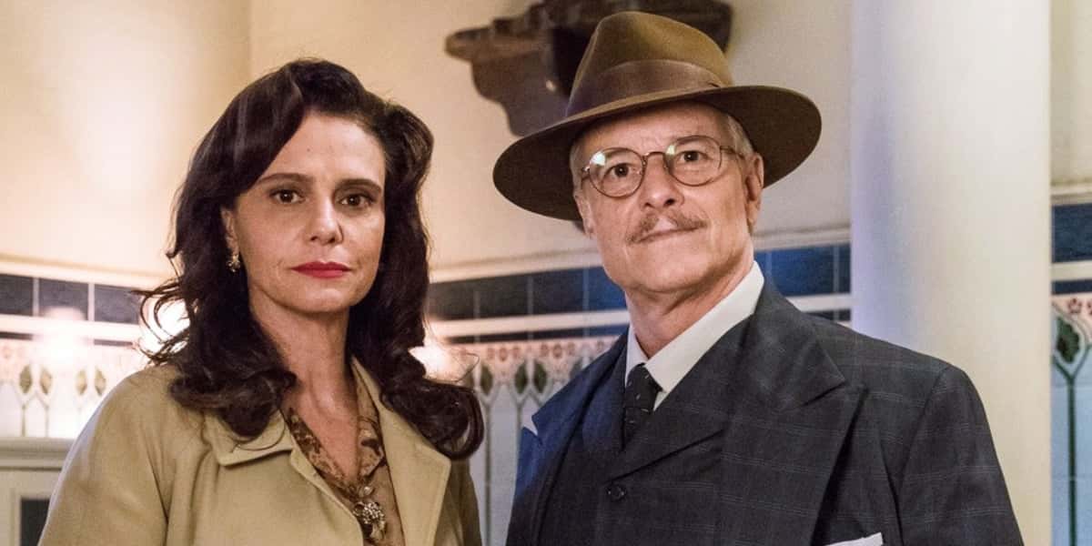 Eugênio (Marcello Novaes) e Violeta (Malu Galli) na novela Além da Ilusão (Foto: Paulo Belote/Globo)
