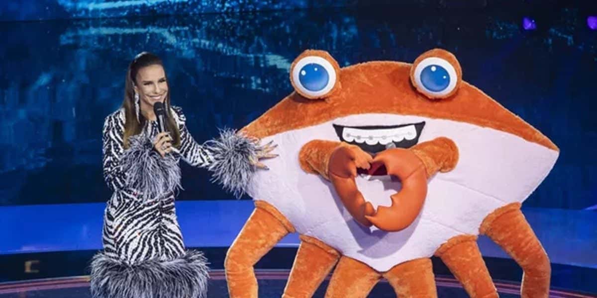 O Caranguejo do "The Masked Singer Brasil" é desmascarado e vem do SBT (Reprodução/ GShow)
