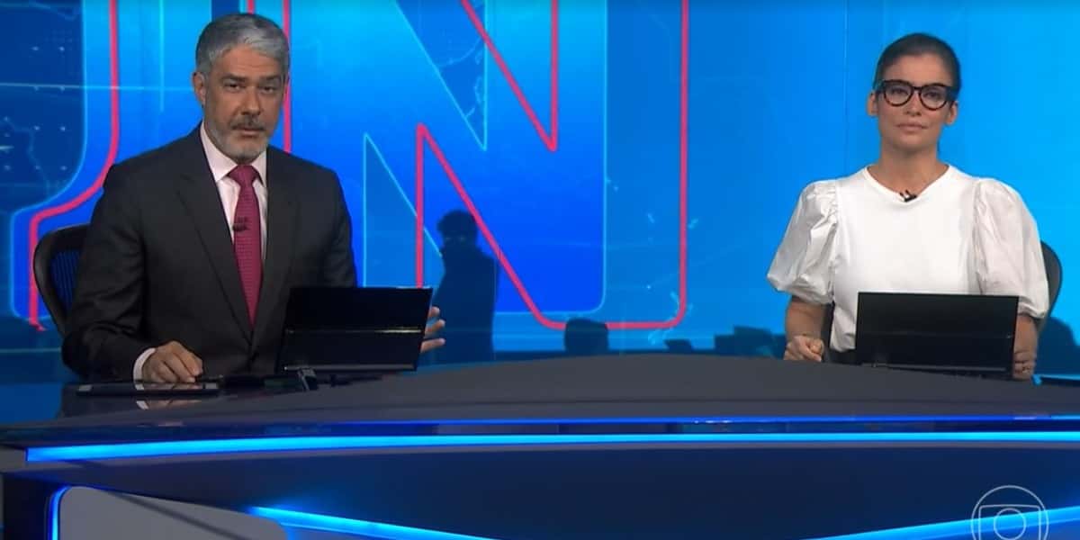 Jornal Nacional começou com erro técnico (Foto: Reprodução)
