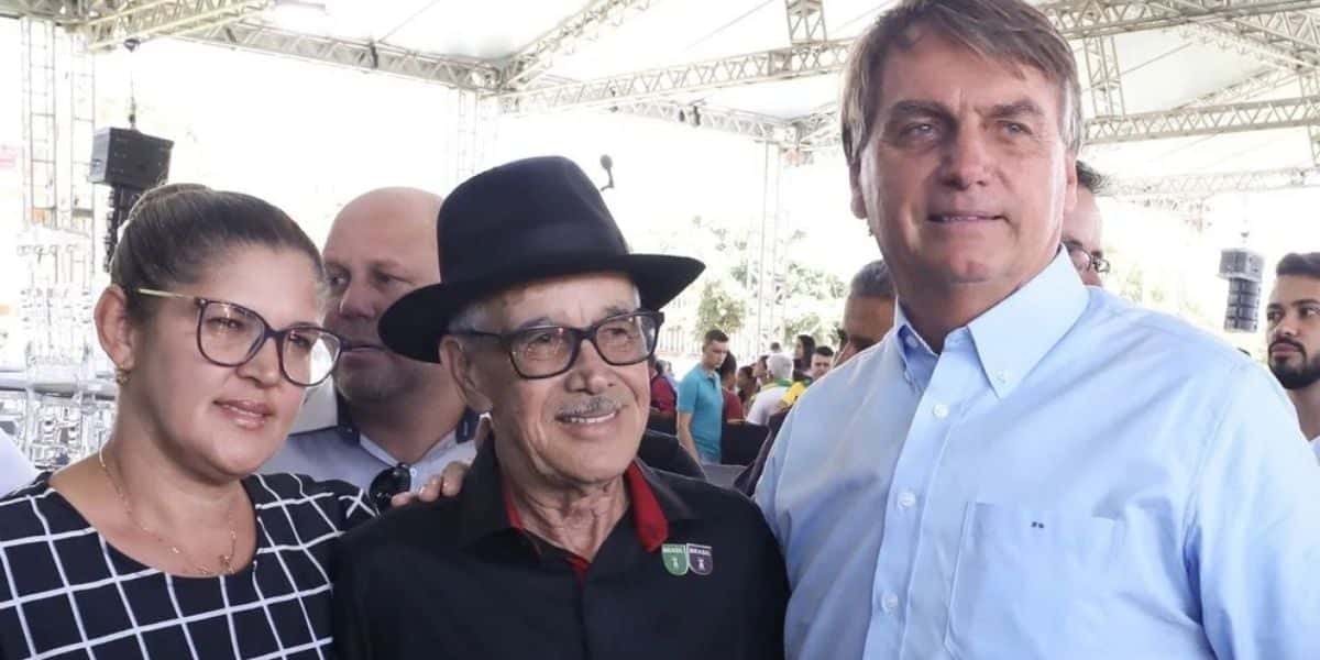 Em evento, bolsonaro erra nome de pai de Gusttavo Lima (Divulgação)